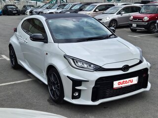 2020 Toyota Yaris IV, белый, 2799999 рублей, вид 1
