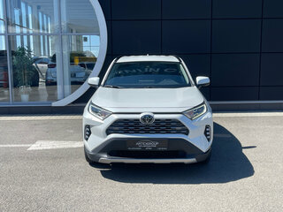 2021 Toyota RAV4 V (XA50), белый, 3415000 рублей, вид 2