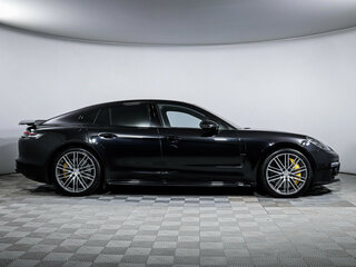 2017 Porsche Panamera Turbo II, чёрный, 7546770 рублей, вид 4