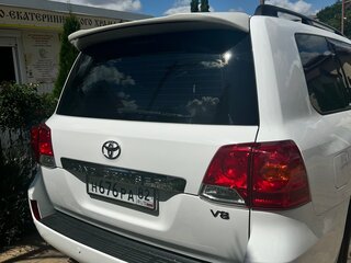 2012 Toyota Land Cruiser 200 Series Рестайлинг 1, белый, 3500000 рублей, вид 5