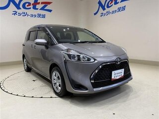 2022 Toyota Sienta II Рестайлинг, серебристый, 1000000 рублей, вид 3