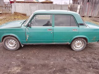 2005 Lada (ВАЗ) 2105, зелёный, 125000 рублей, вид 4