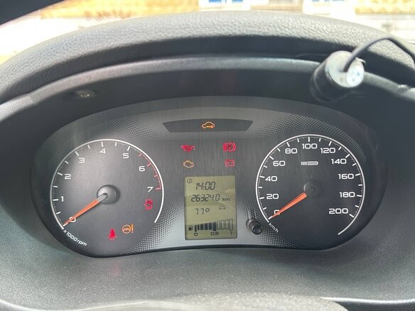 2013 Lada (ВАЗ) Granta I, коричневый, 450000 рублей - вид 4