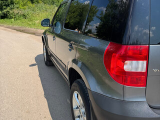 2014 Skoda Yeti I, серый, 815000 рублей, вид 5