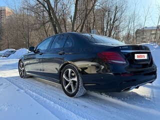 2016 Mercedes-Benz E-Класс 200 V (W213, S213, C238), чёрный, 3790000 рублей, вид 3