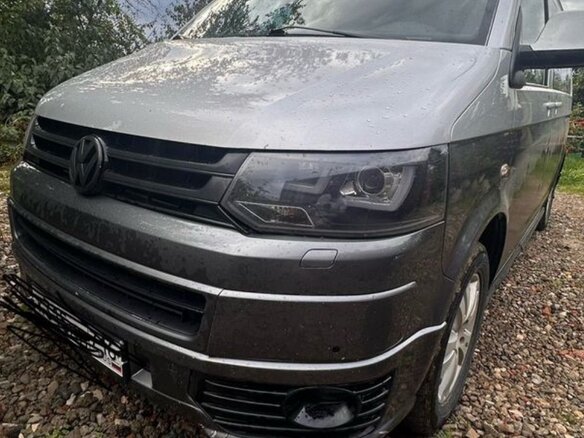 2010 Volkswagen Multivan T5 Рестайлинг, серебристый, 2250000 рублей - вид 9