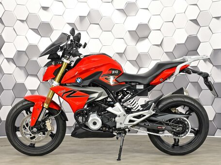 2020 BMW G 310 R, красный, 399000 рублей, вид 4