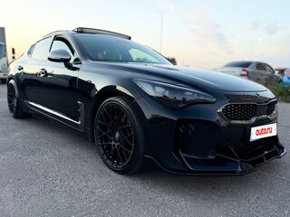 2018 Kia Stinger I, чёрный, 2999990 рублей, вид 4