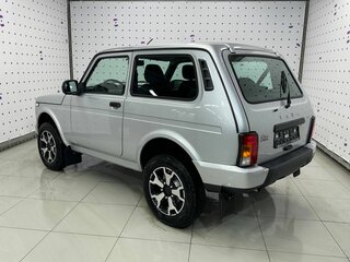 2026 Lada (ВАЗ) Niva Legend I, серебристый, 1254000 рублей, вид 5