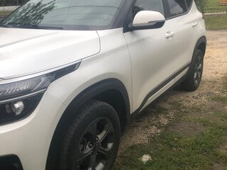 2022 Kia Seltos I Рестайлинг, белый, 2350000 рублей, вид 3