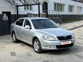 2010 Skoda Octavia II (A5) Рестайлинг, серый, 570000 рублей, вид 4