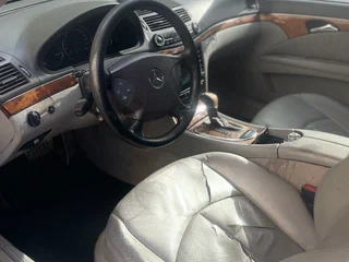 2003 Mercedes-Benz E-Класс 320 III (W211, S211), серебристый, 620000 рублей, вид 5