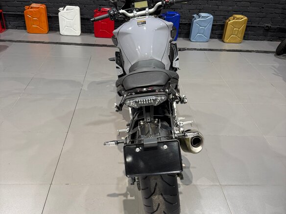 2017 Yamaha MT-10, серый, 995000 рублей - вид 12