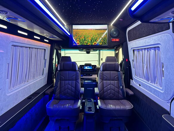2026 Mercedes-Benz Sprinter, чёрный, 27990000 рублей - вид 7