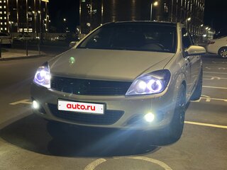 2007 Opel Astra GTC H Рестайлинг, серебристый, 550000 рублей, вид 4