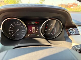 2011 Land Rover Range Rover Evoque 6-speed I, белый, 1599000 рублей, вид 2