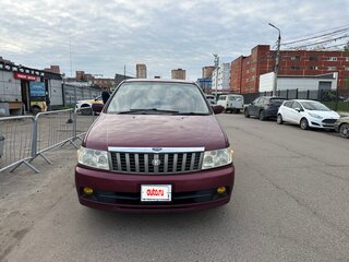 2000 Nissan Bassara, красный, 395000 рублей, вид 3
