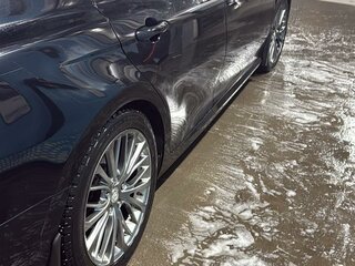 2021 Toyota Camry VIII (XV70) Рестайлинг, чёрный, 2800000 рублей, вид 2
