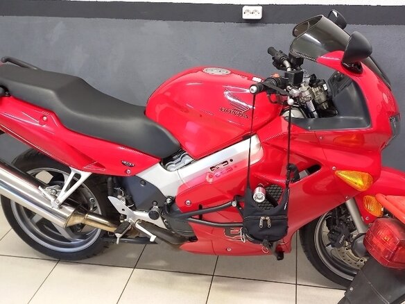 2001 Honda VFR 800, красный, 500000 рублей - вид 2