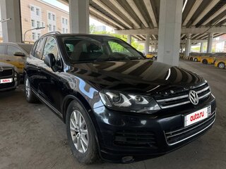 2013 Volkswagen Touareg II, чёрный, 1188000 рублей, вид 1