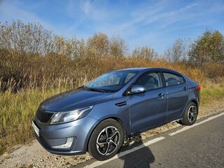 2014 Kia Rio 6-speed III, голубой, 830000 рублей, вид 1