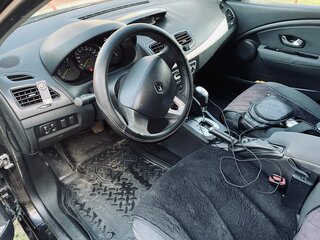2011 Renault Fluence I, чёрный, 497000 рублей, вид 5