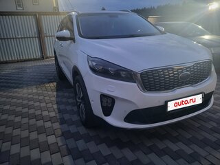 2018 Kia Sorento III Prime Рестайлинг, белый, 2300000 рублей, вид 5
