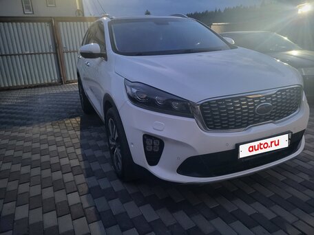 2018 Kia Sorento III Prime Рестайлинг, белый, 2200000 рублей, вид 5