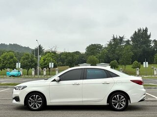 2021 Ford Escort VI Рестайлинг 2, белый, 920000 рублей, вид 4