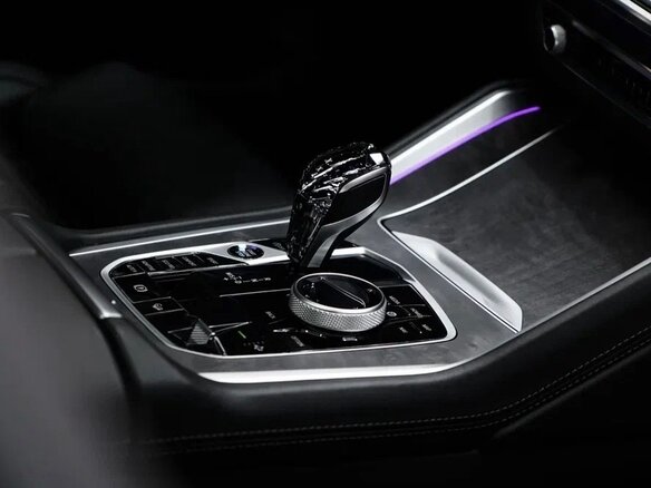 2023 BMW X6 40i III (G06), чёрный, 11500000 рублей - вид 10