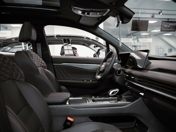 2026 Geely Okavango I Рестайлинг, серый, 4085990 рублей - вид 8