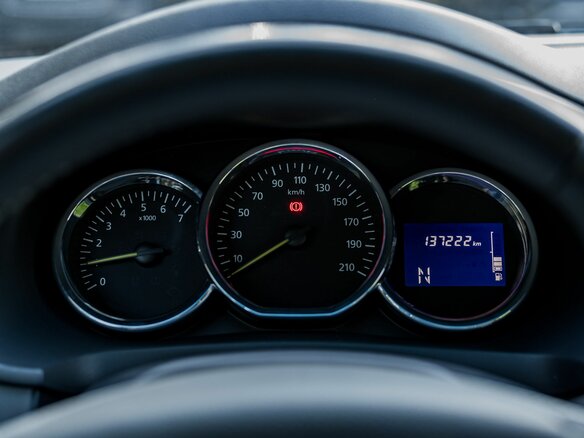 2015 Renault Sandero II, синий - вид 4