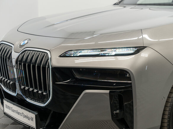 2025 BMW 7 серии 740d xDrive VII (G70), серый - вид 8