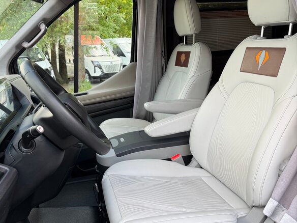 2024 Ford Transit, чёрный, 13900000 рублей - вид 16