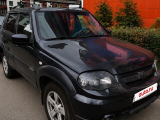 2018 Chevrolet Niva I Рестайлинг, чёрный, 730000 рублей, вид 3