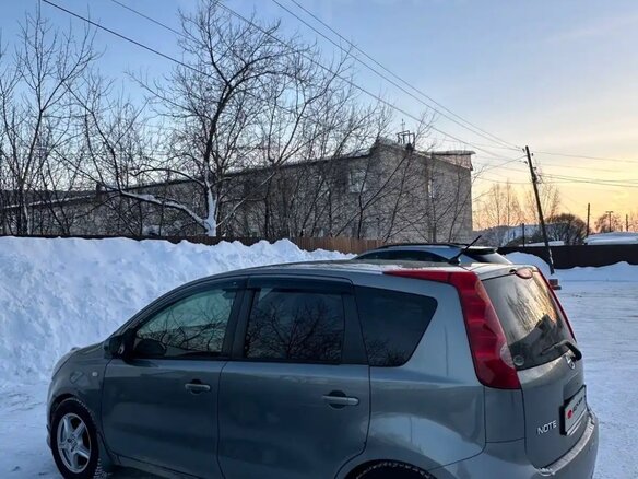 2005 Nissan Note I, серый, 495000 рублей - вид 1