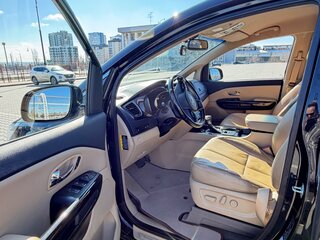 2018 Kia Carnival III, чёрный, 2500000 рублей, вид 5