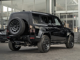2026 Land Rover Defender Octa II, чёрный, 28500000 рублей, вид 5