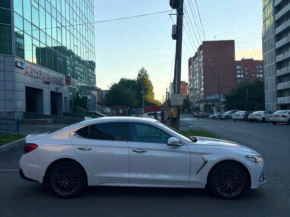 2018 Genesis G70 I, белый, 2645000 рублей - вид 2