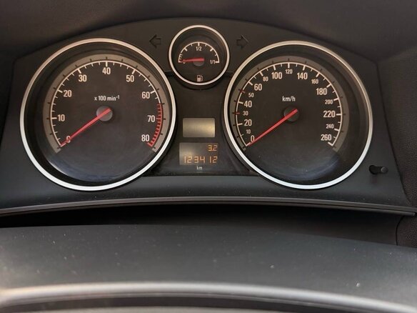 2007 Opel Astra GTC H Рестайлинг, красный, 750000 рублей - вид 12