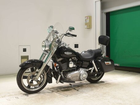 2011 Harley-Davidson Dyna Switchback, чёрный, 829000 рублей, вид 4
