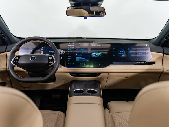 2025 Changan CS75 Plus IV, белый, 4339900 рублей - вид 8