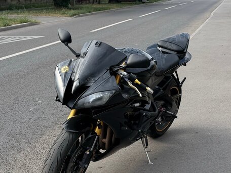 2008 Yamaha YZF-R6, чёрный, 630000 рублей, вид 1