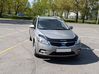 2010 Kia Ceed I Рестайлинг, серебристый, 870000 рублей, вид 4