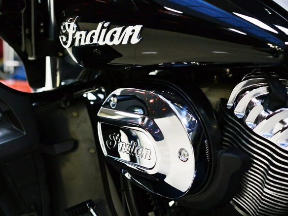 2021 Indian Roadmaster, чёрный - вид 6