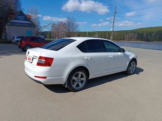 2015 Skoda Octavia III (A7), белый, 1390000 рублей, вид 5