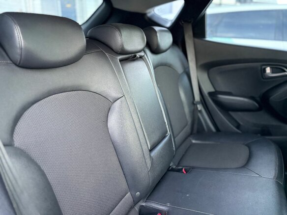 2014 Hyundai ix35 I Рестайлинг, серебристый, 1105000 рублей - вид 15