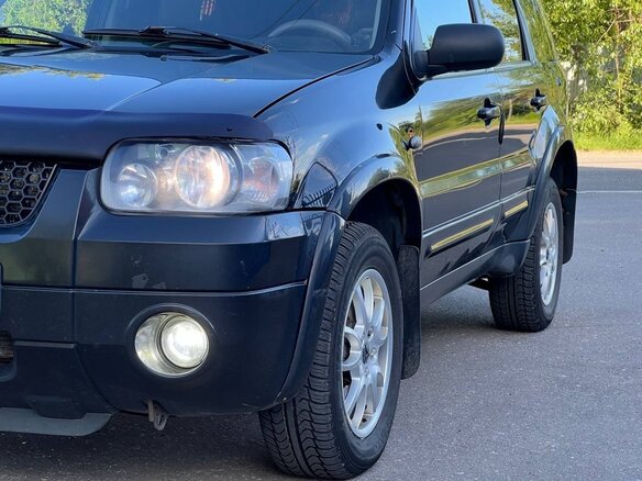 2005 Ford Maverick III, чёрный, 625000 рублей - вид 16