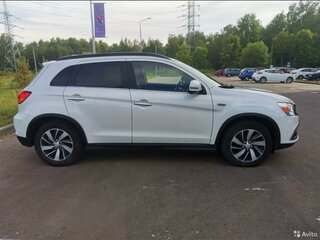 2018 Mitsubishi ASX I Рестайлинг 2, белый, 1350000 рублей, вид 4