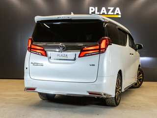2019 Toyota Alphard III Рестайлинг, белый, 4400000 рублей, вид 3